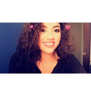 Meet your Posher, Marissa